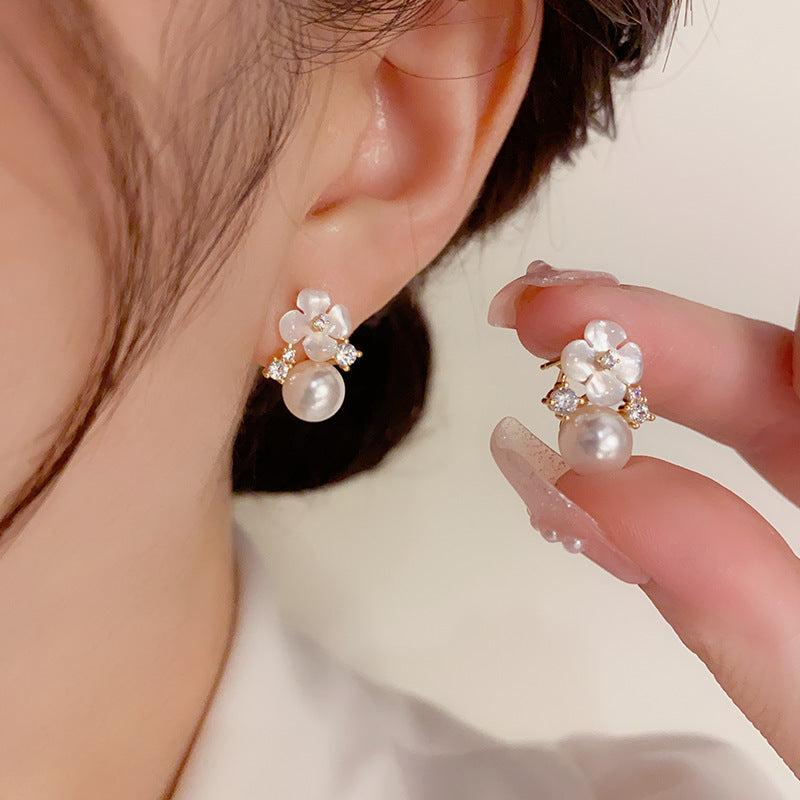 Mori Style Sweet Art Style Fashion Flower Pearl Stud Earrings